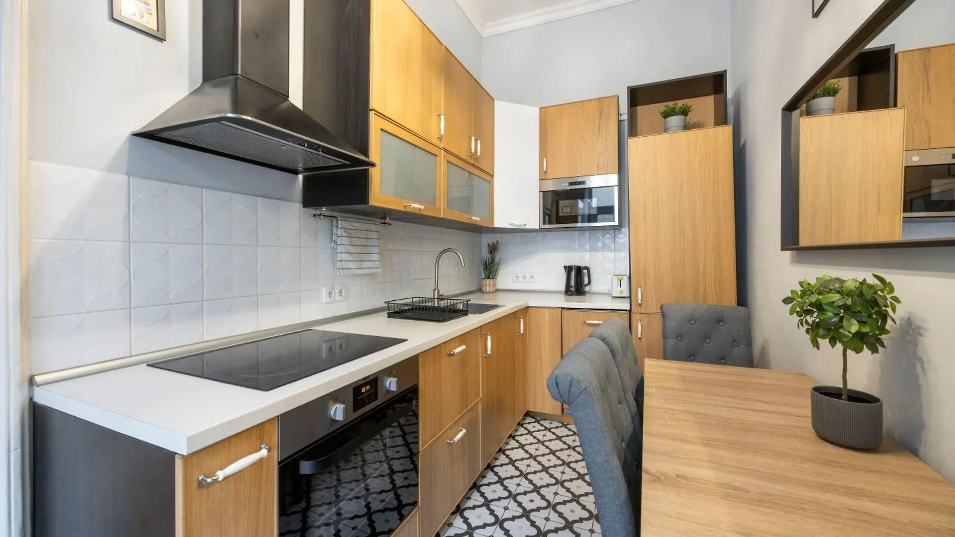 Stylish Cozy Dream Home In The Heart Of Budapeşte 0*,  Macaristan